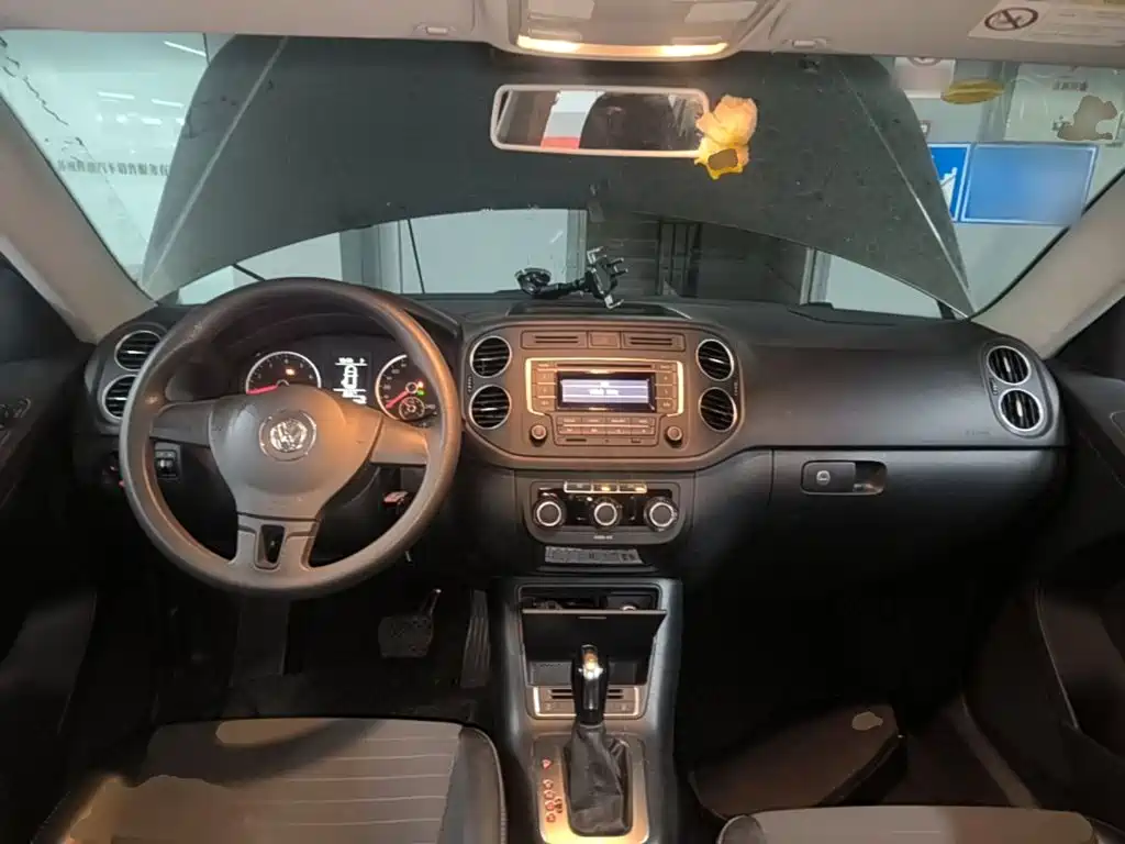 Volkswagen Tiguan — миниатюра 10