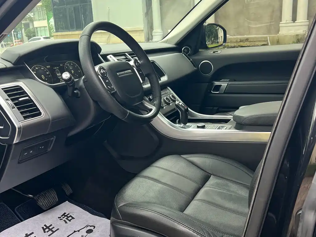 Land Rover Sport — миниатюра 5