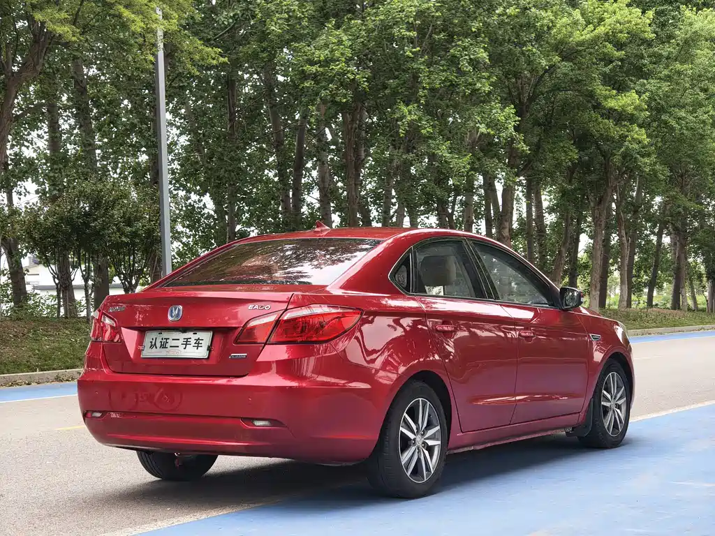 Changan Eado — миниатюра 5