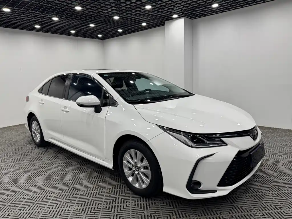 Купить Toyota Corolla