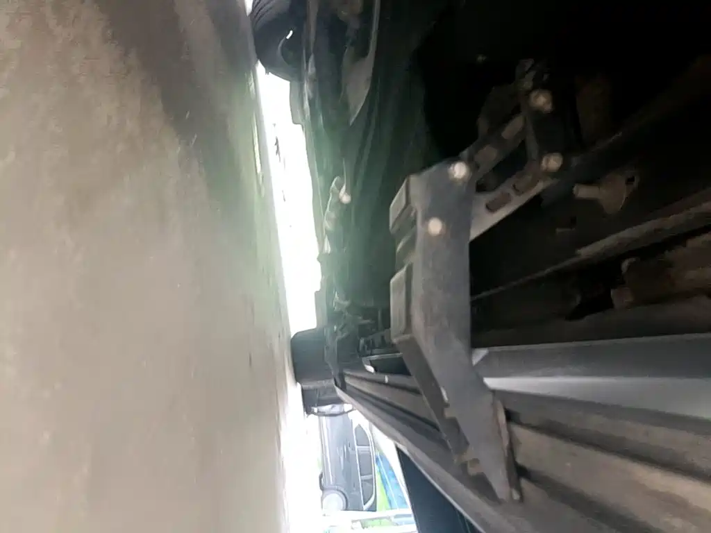 Lincoln Aviator (Import) — миниатюра 21