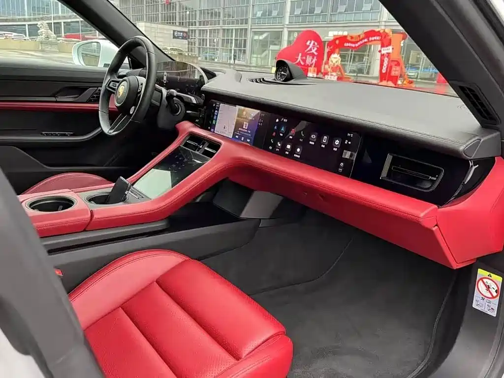 Porsche Taycan 2020 Taycan