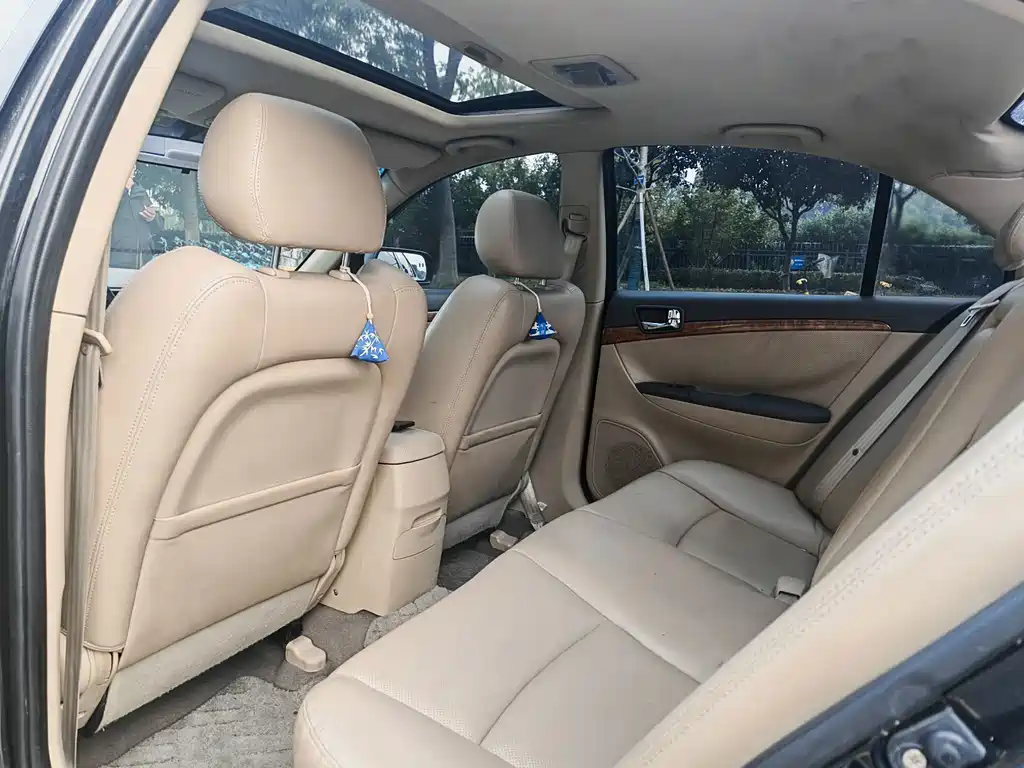 Hyundai Sonata — миниатюра 9