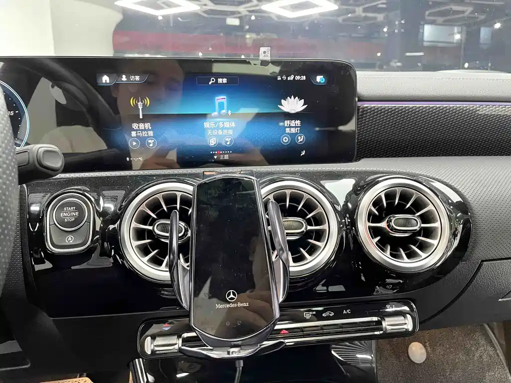 Mercedes-Benz A-Class — миниатюра 15