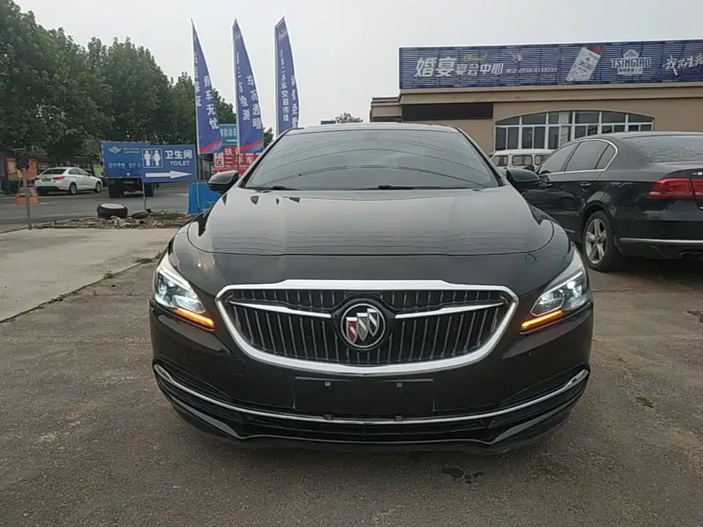 Buick LaCrosse — миниатюра 3