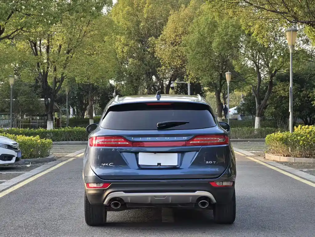 Lincoln MKC 2.0T 4WD Premium Shine Edition, фото 5