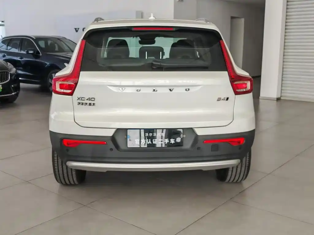 Volvo XC40 — миниатюра 15