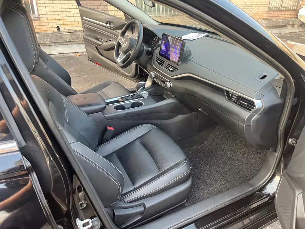 Nissan Teana — миниатюра 14