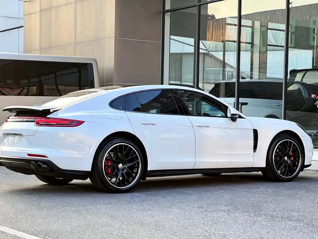 Porsche Panamera — миниатюра 9