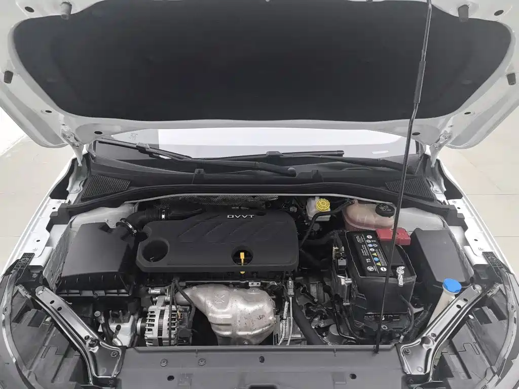 Roewe i6 Classic — миниатюра 6