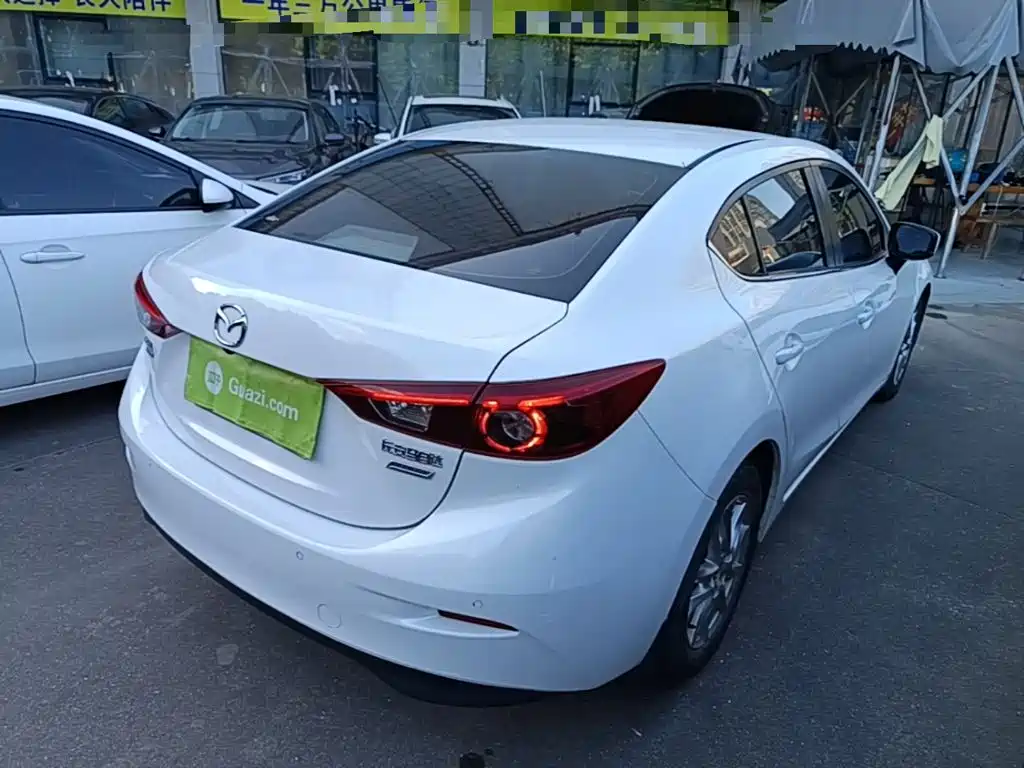 Mazda 3 Axela — миниатюра 7