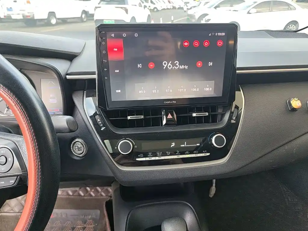 Toyota Corolla — миниатюра 13