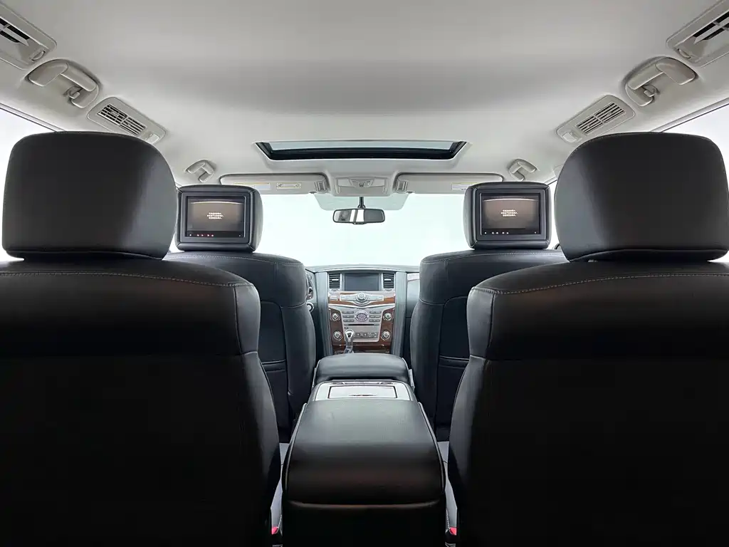 Infiniti QX80 — миниатюра 12