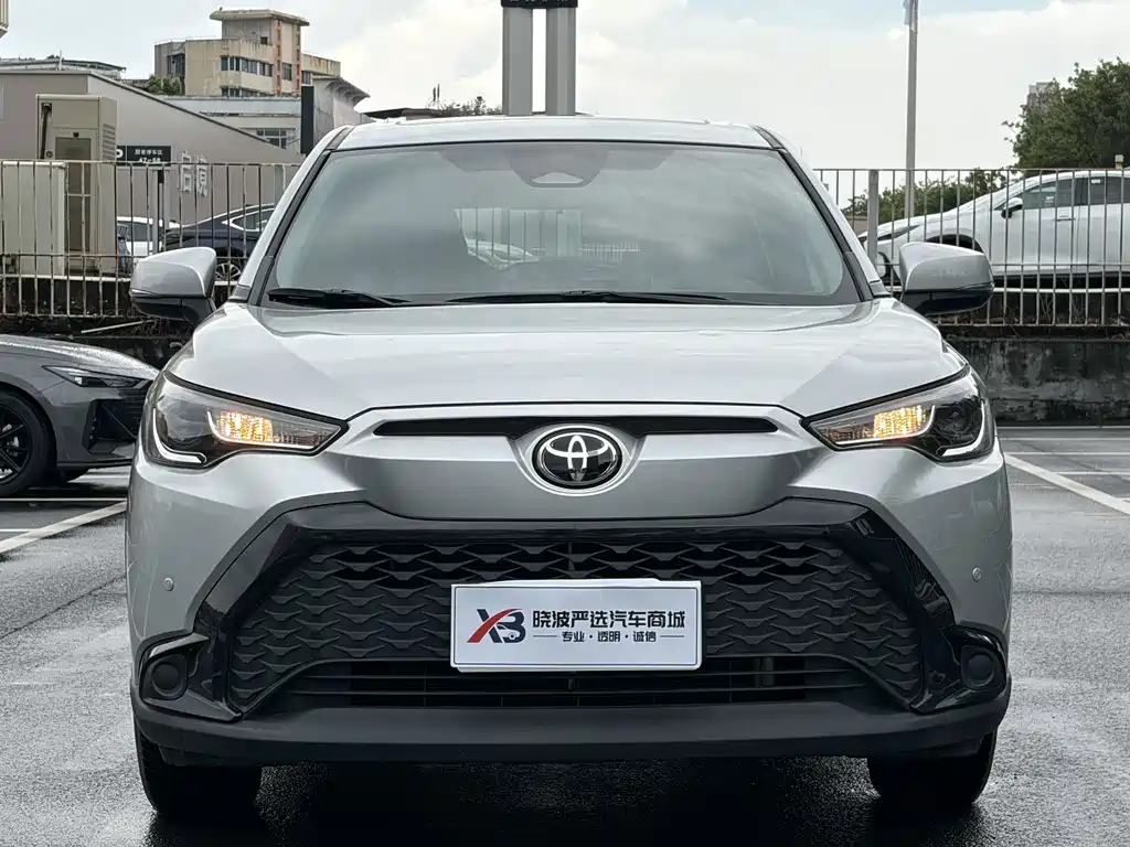 Toyota Frontlander — миниатюра 3