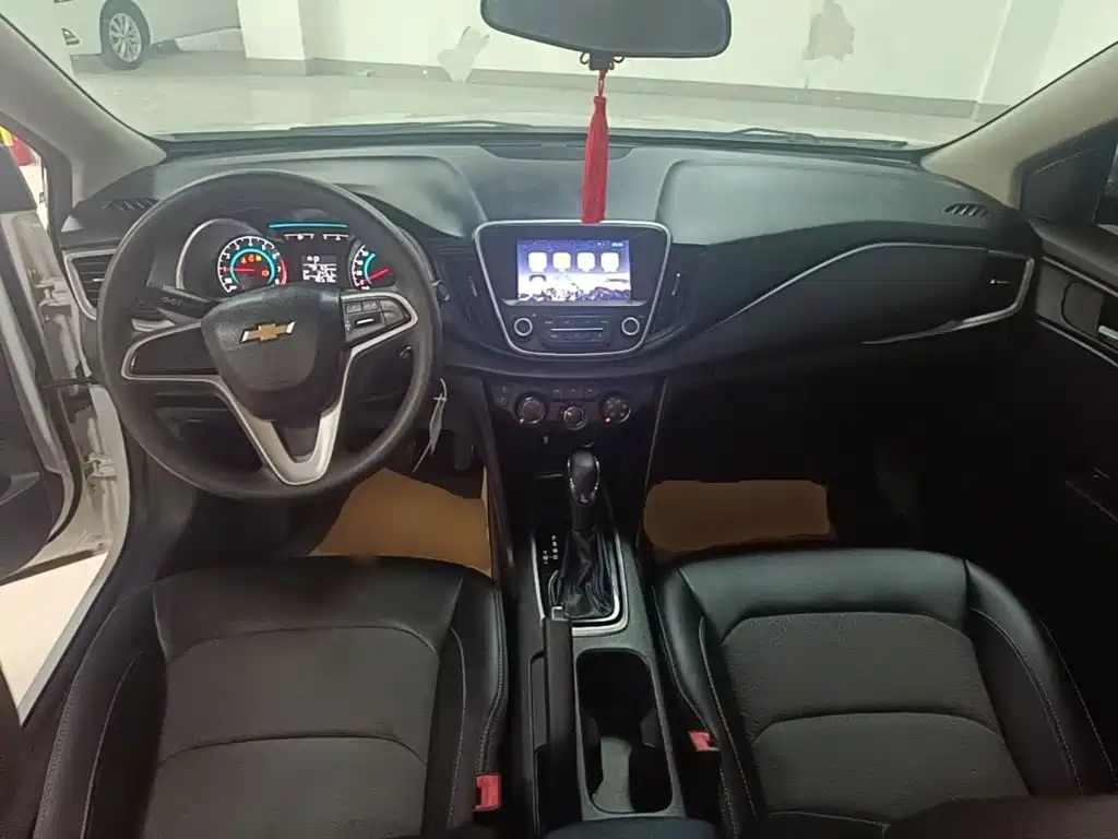 Chevrolet Cavalier — миниатюра 10