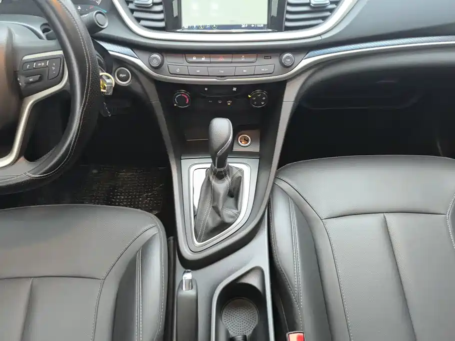 Buick Excelle — миниатюра 16