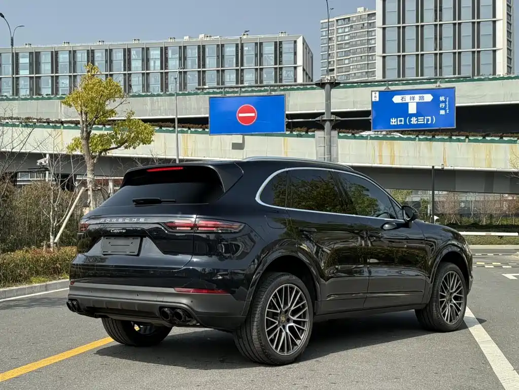 Porsche Cayenne 2019 Cayenne 3.0T