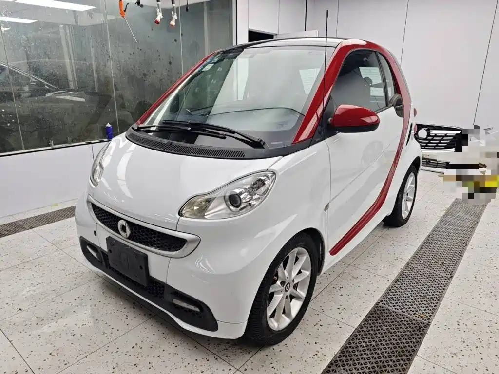 smart Smart Fortwo — миниатюра 2