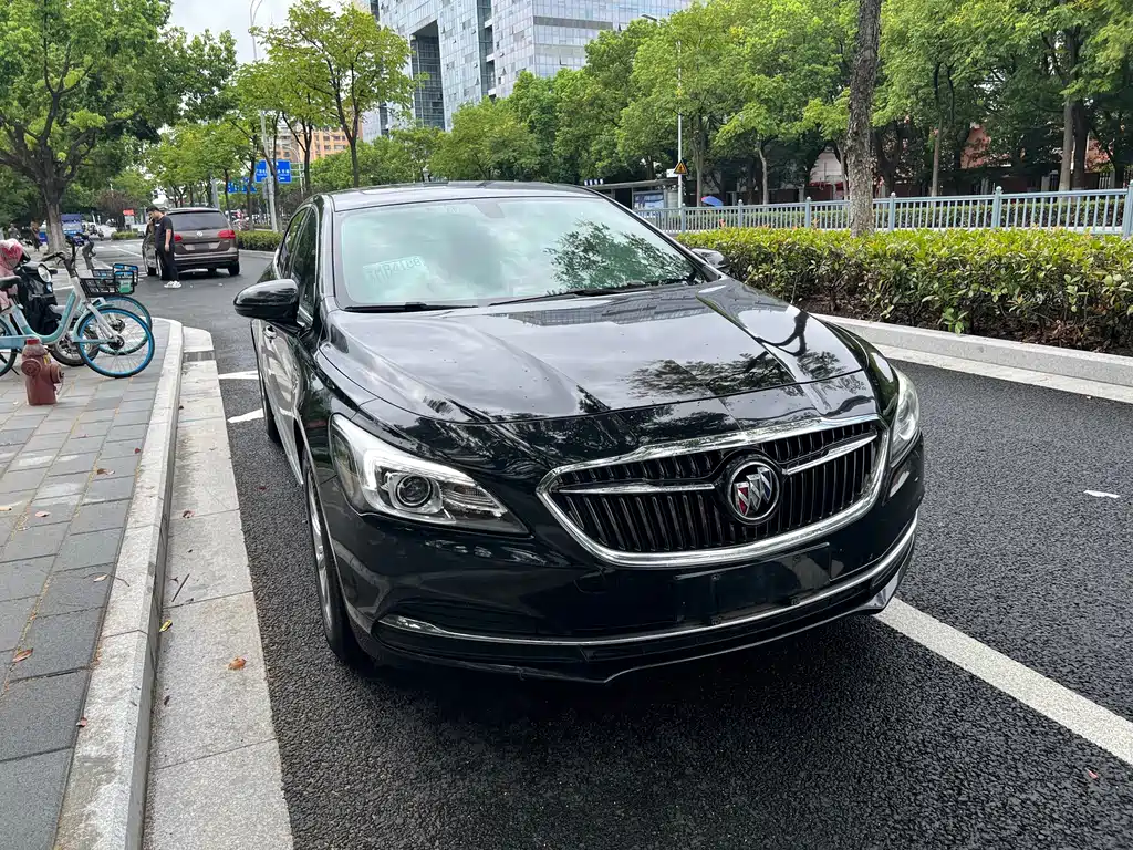 Buick LaCrosse — миниатюра 3