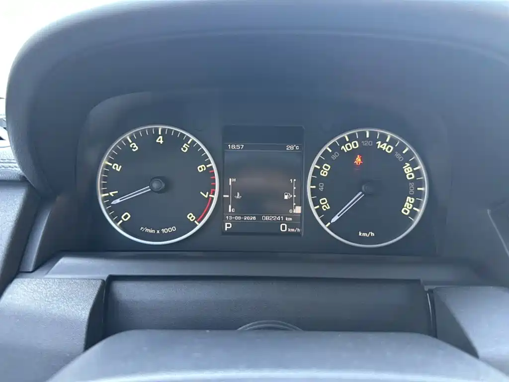 Land Rover Discovery — миниатюра 7
