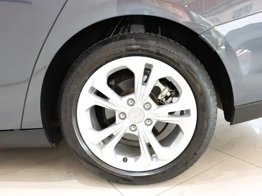 Honda Accord — миниатюра 20