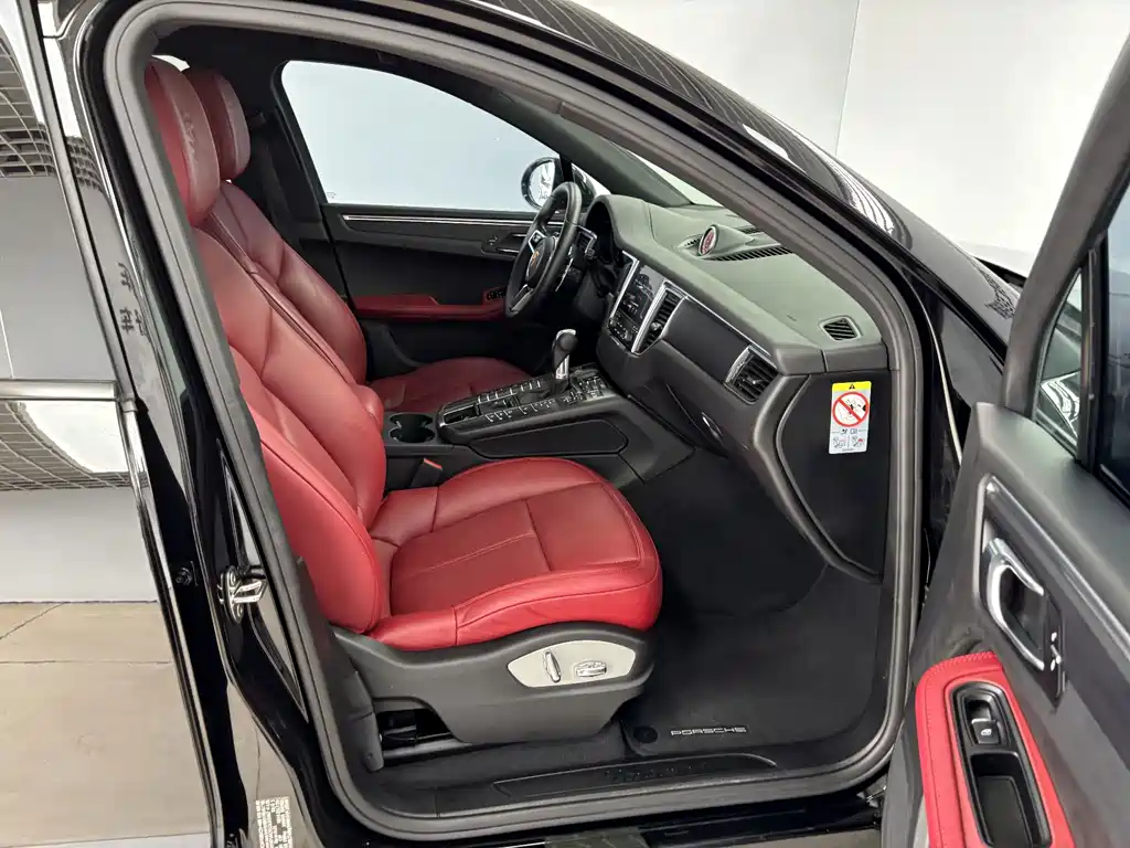 Porsche Macan — миниатюра 26