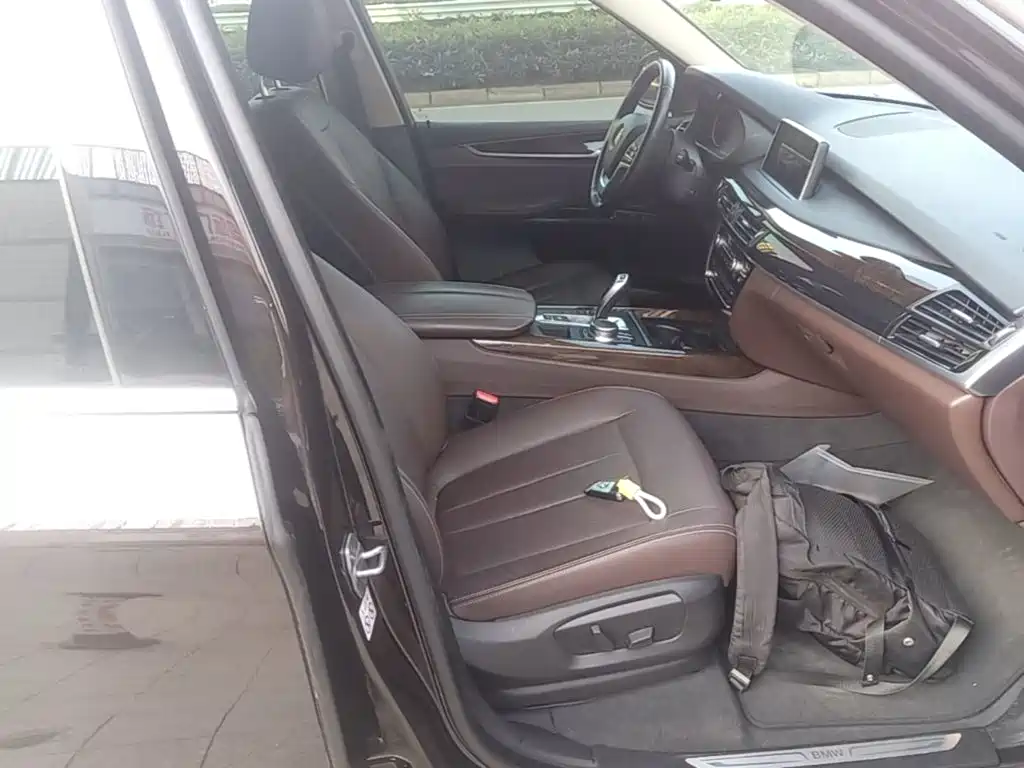 BMW X5 (Import) — миниатюра 25