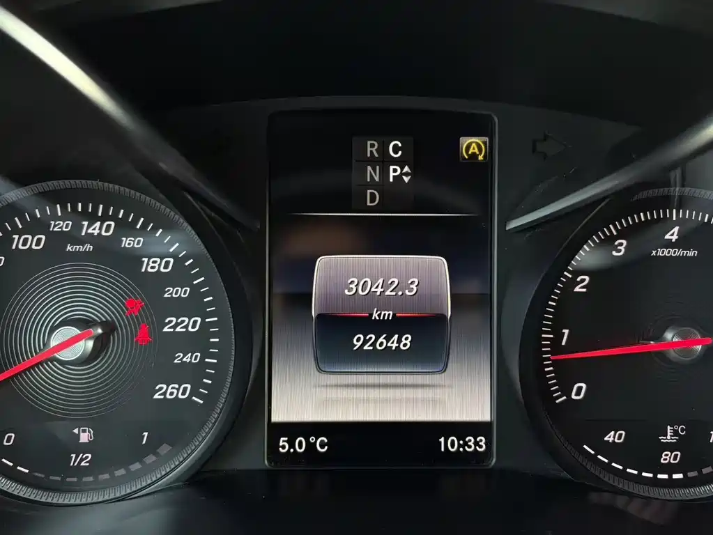 MERCEDES-BENZ V CLASS