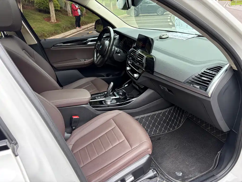 BMW X3 — миниатюра 17