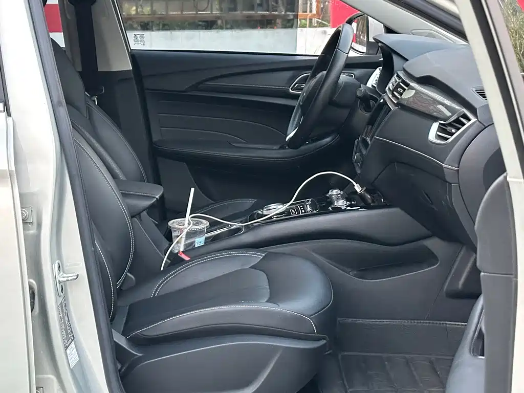 Roewe Ei5 — миниатюра 7