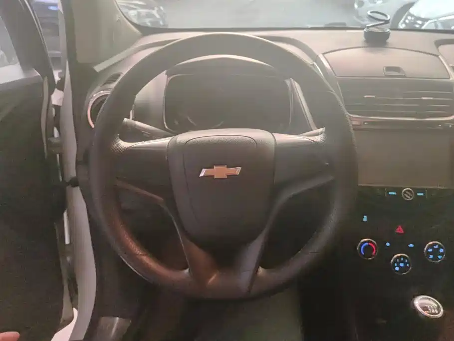 Chevrolet Trax — миниатюра 15