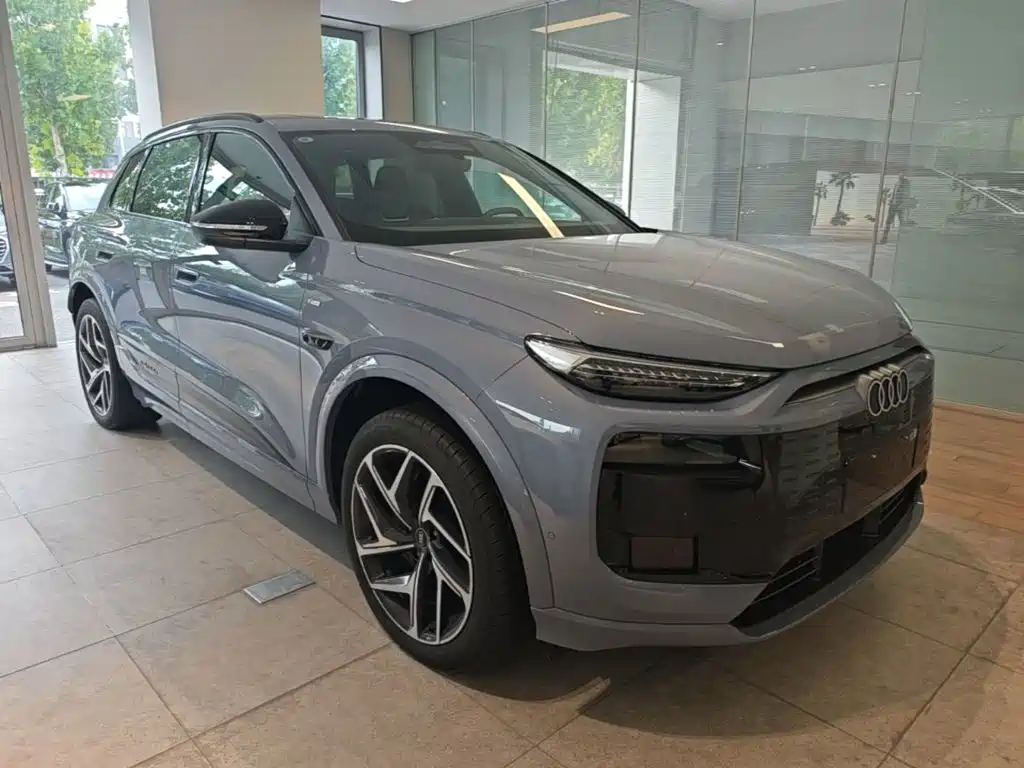 Audi Q6L e-tron — миниатюра 4