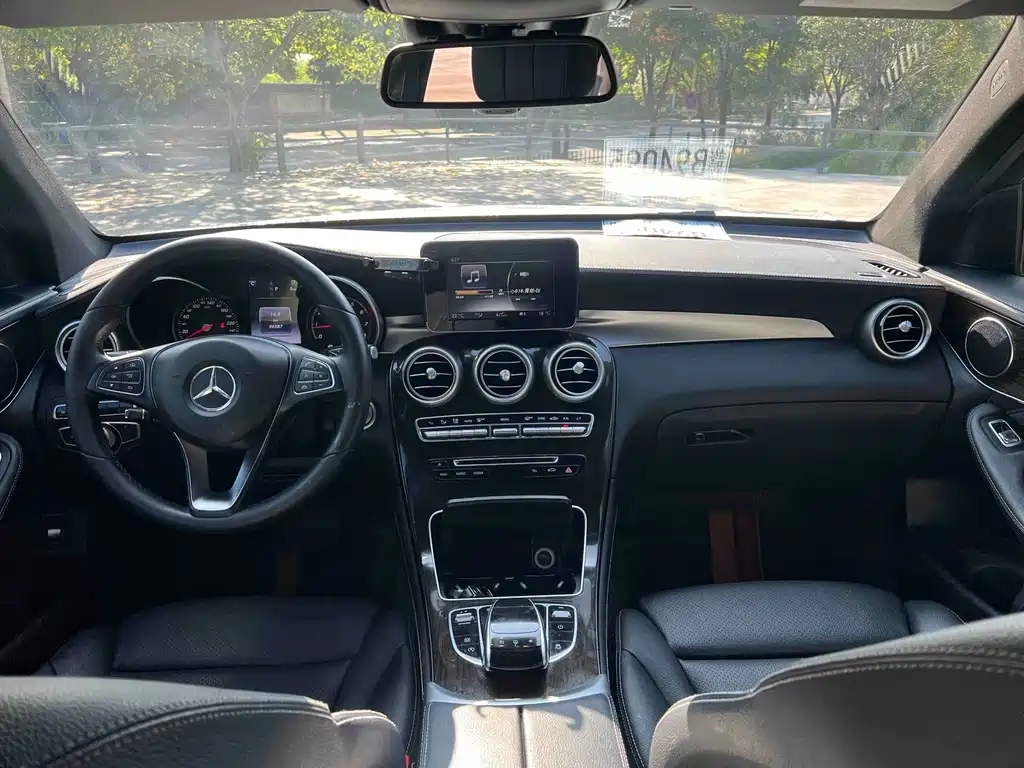 Mercedes-Benz GLC — миниатюра 9