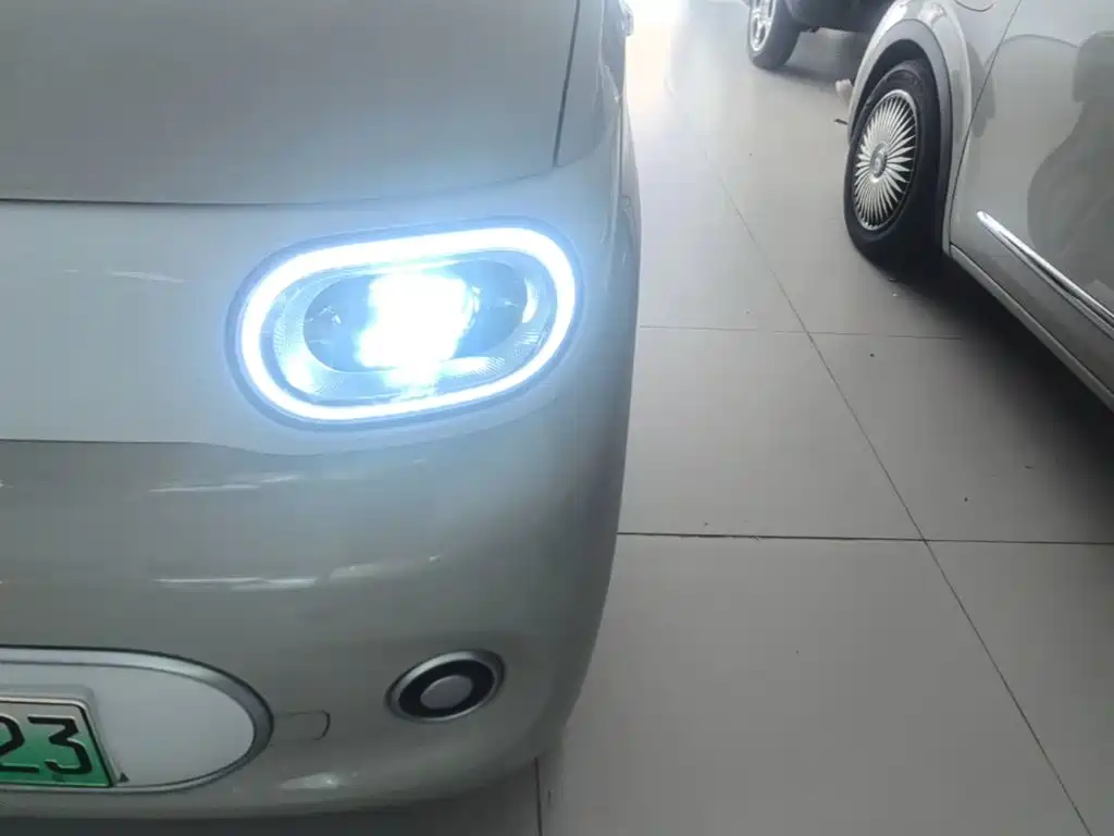 Wuling MINIEV — миниатюра 24