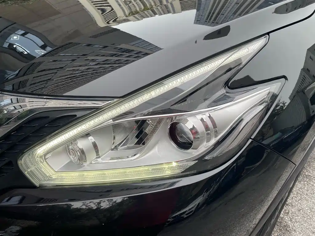 Nissan Murano — миниатюра 9