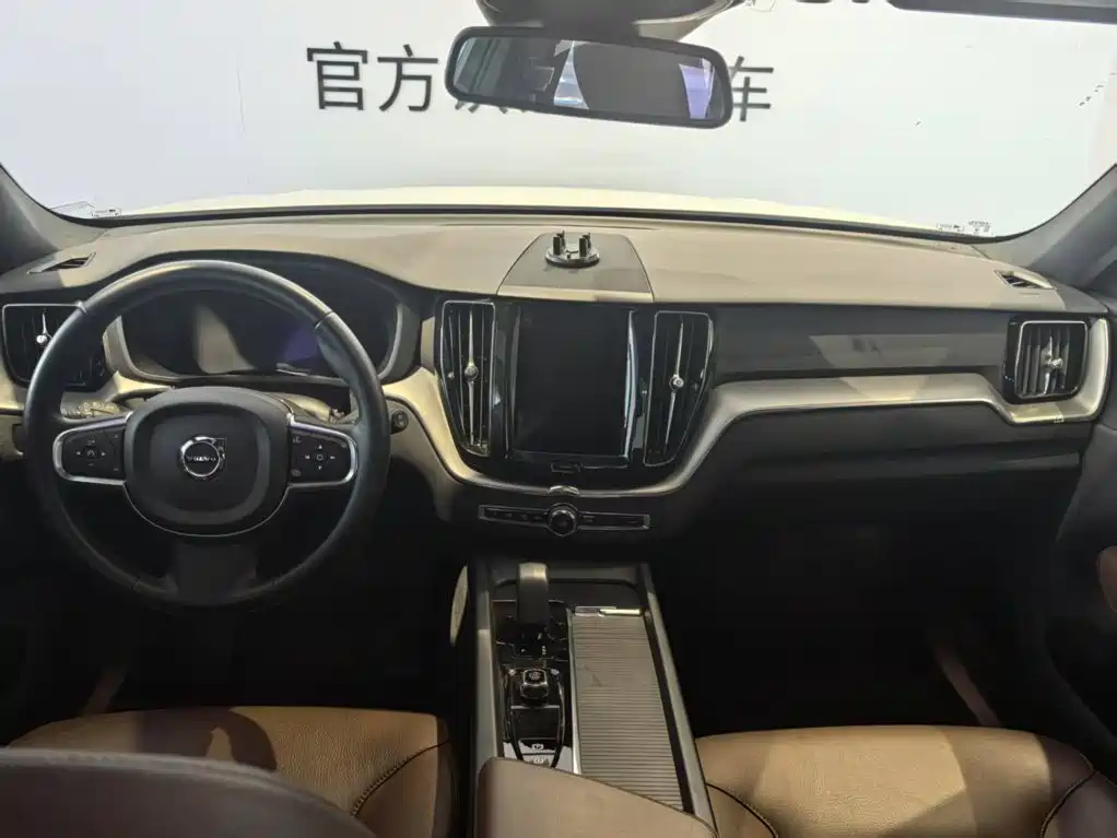 Volvo XC60 — миниатюра 11