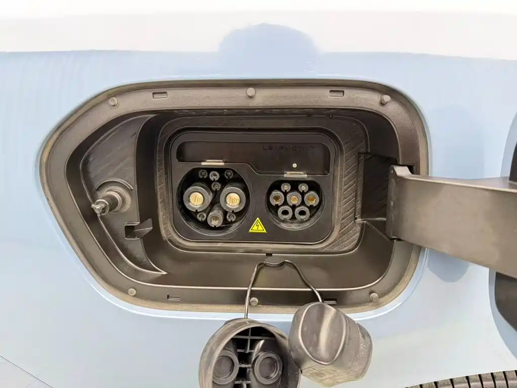Leapmotor Leapmotor B01 — миниатюра 17