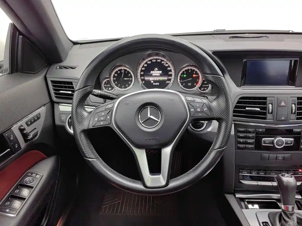 Mercedes-Benz E-Class (Import) — миниатюра 11