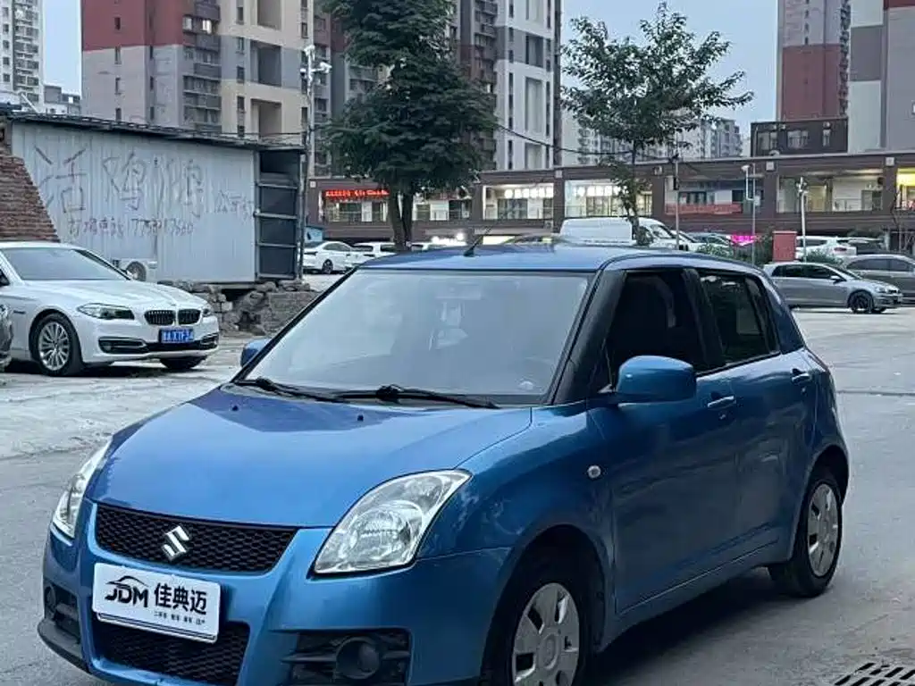 Suzuki 2012 1.3L MT
