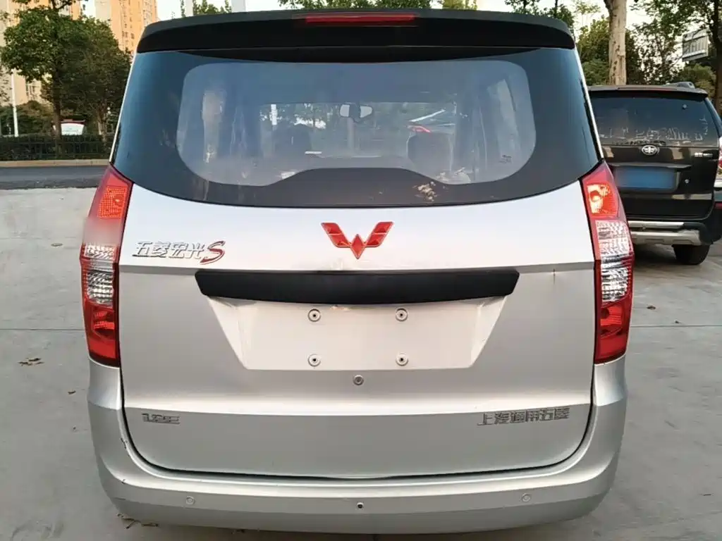 Wuling Hongguang — миниатюра 6