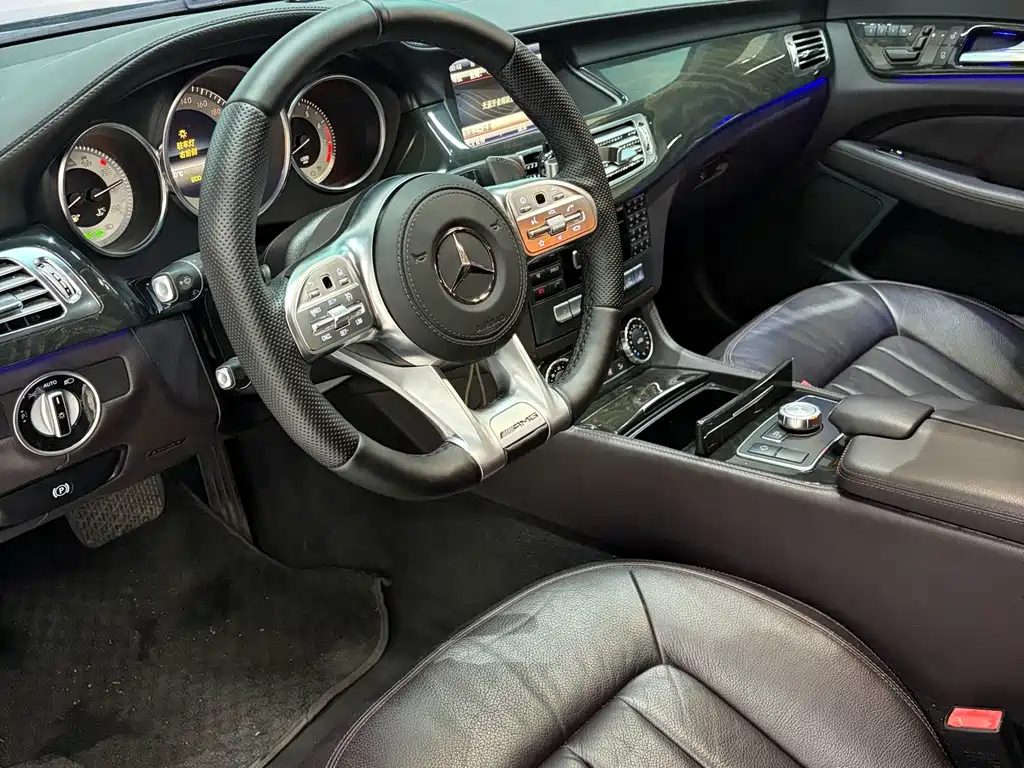 Mercedes-Benz CLS — миниатюра 8