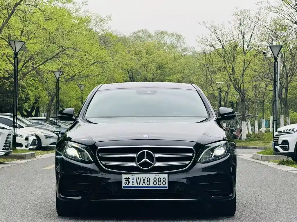 Mercedes-Benz E-Class E 2016 E 200 L Sport