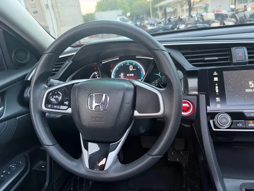 Honda Civic — миниатюра 8