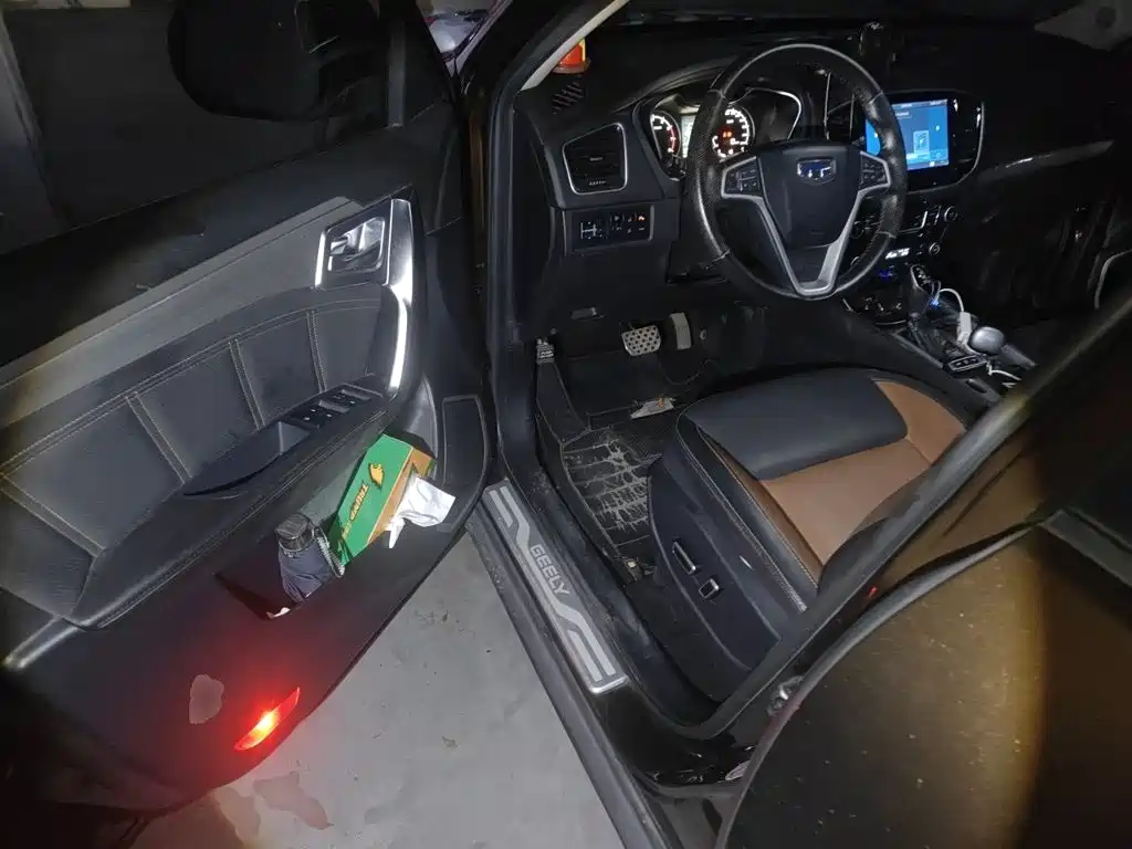 Geely Vision X6 — миниатюра 17