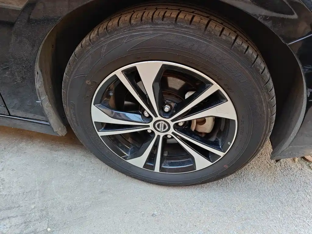 Nissan Sylphy — миниатюра 8