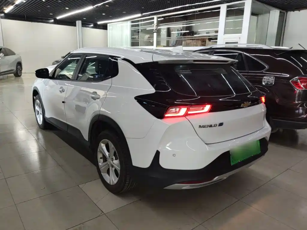 Chevrolet Menlo — миниатюра 5