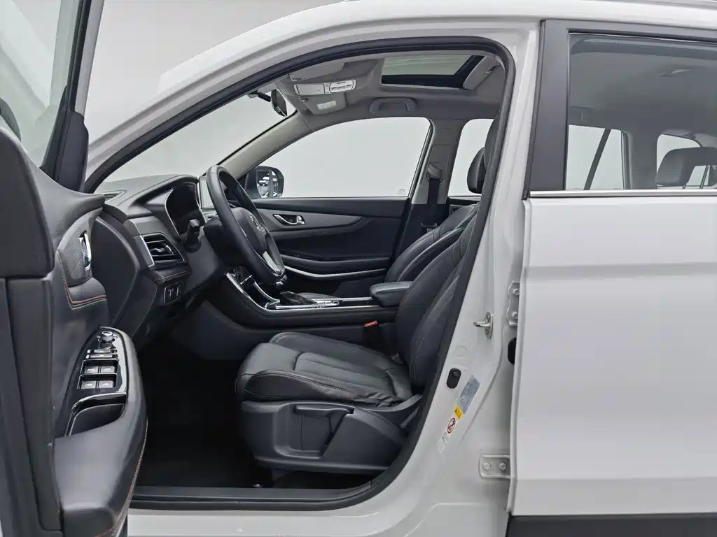 Changan CS75 — миниатюра 10
