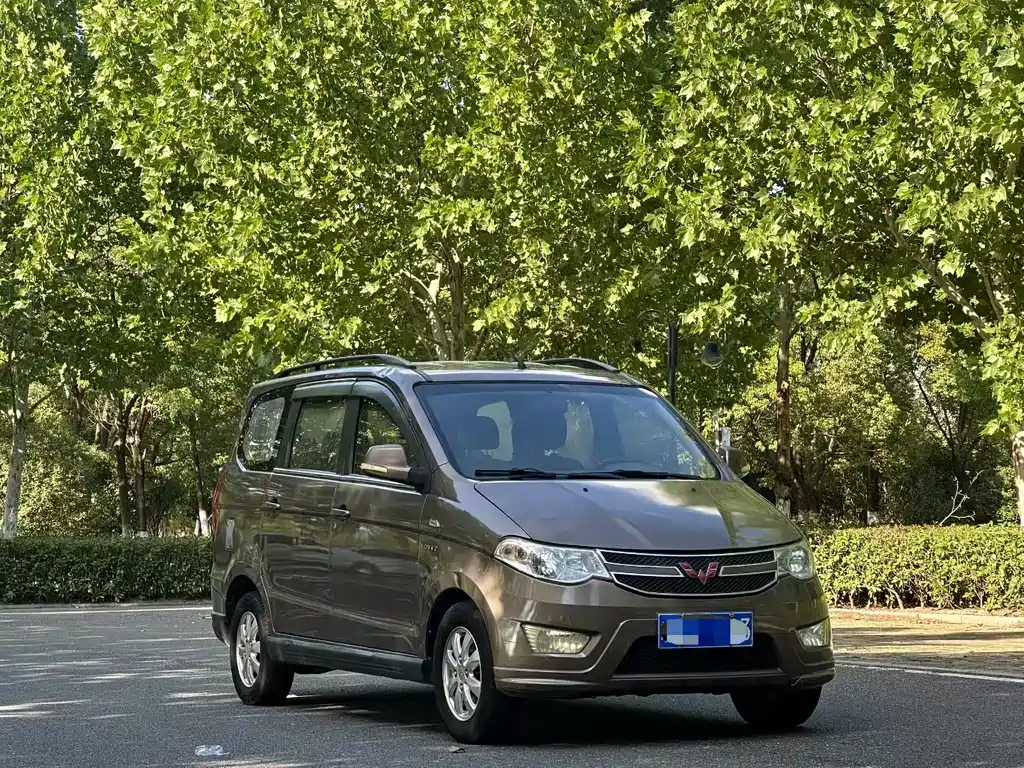 Wuling Hongguang — миниатюра 3