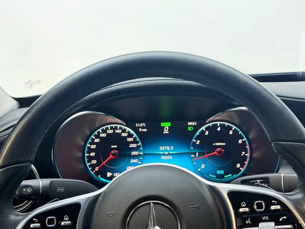 Mercedes-Benz C-Class — миниатюра 17