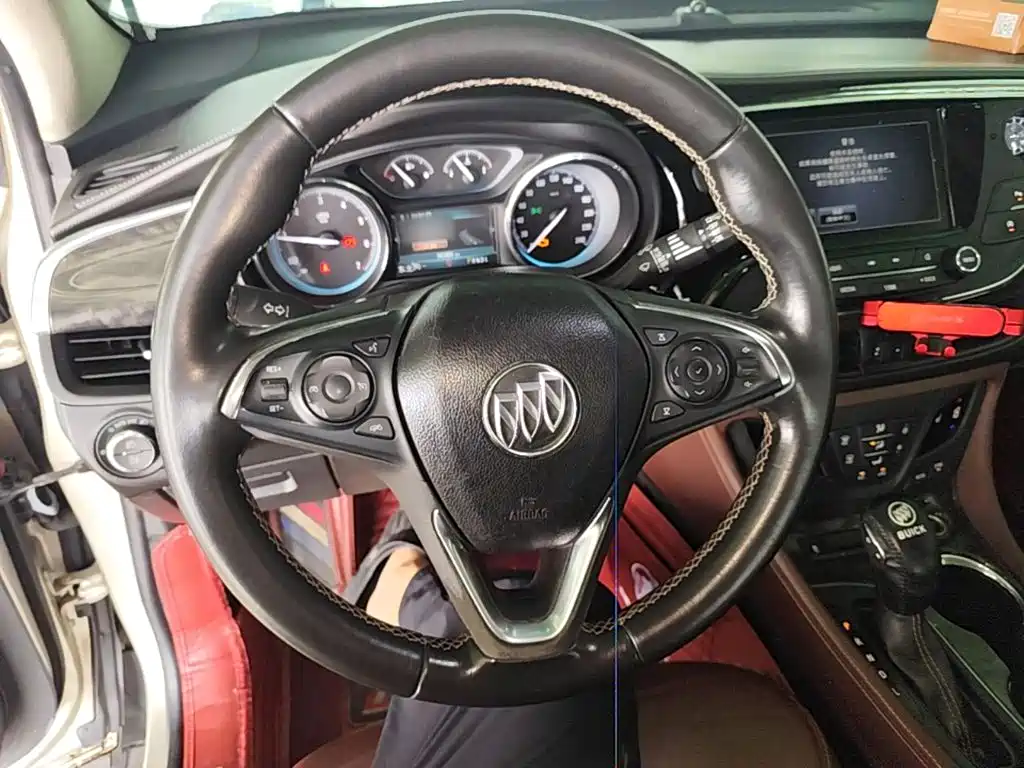 Buick Envision Plus — миниатюра 11